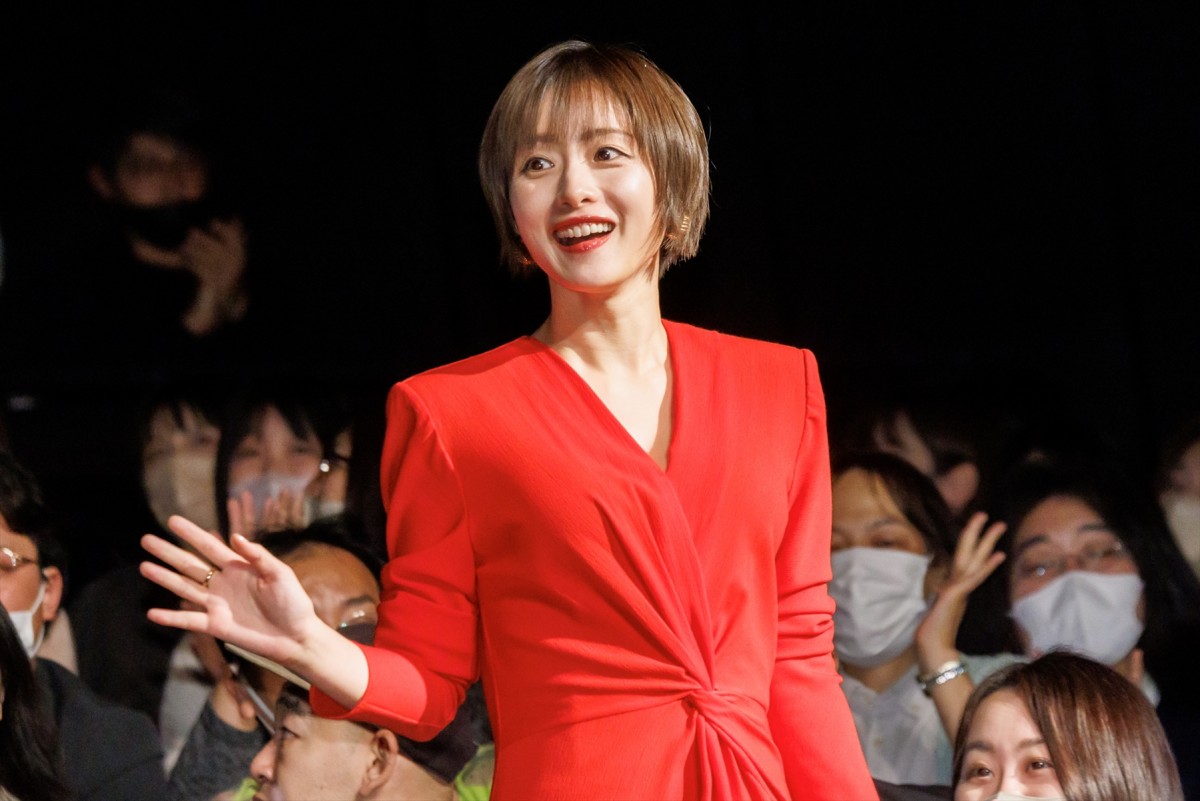 石原さとみ、亀梨和也との共通点明かす「美容院が一緒なんです」