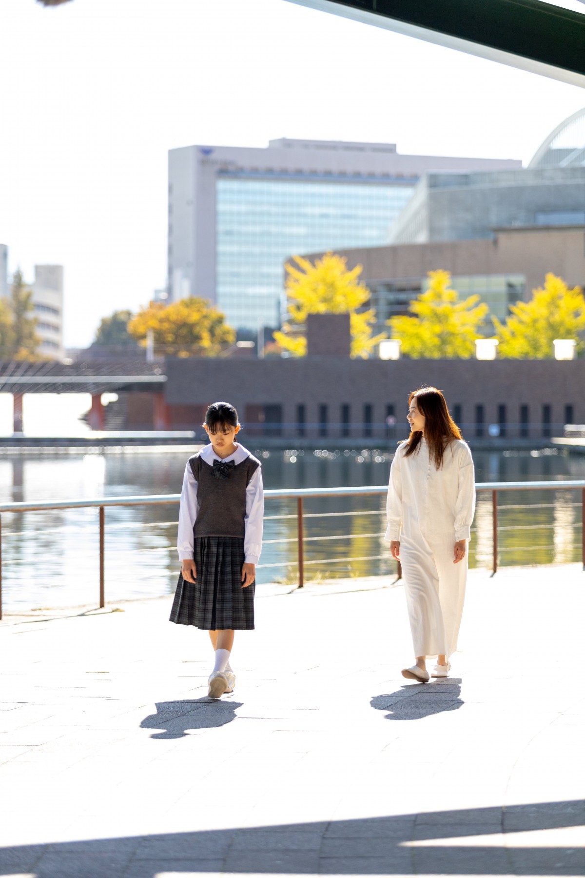 少女の＜最期の一日＞を描く映画『祝日』　自称“天使”との不思議な出会いの先にあるものとは――