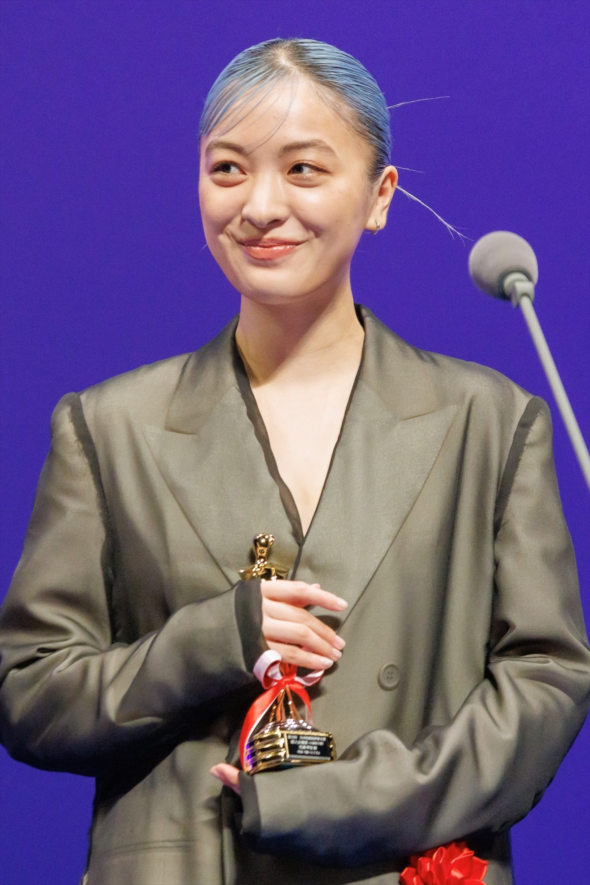 新垣結衣、『正欲』で“人生初”助演女優賞「大事なことを教えてくれた作品」＜日本映画批評家大賞＞