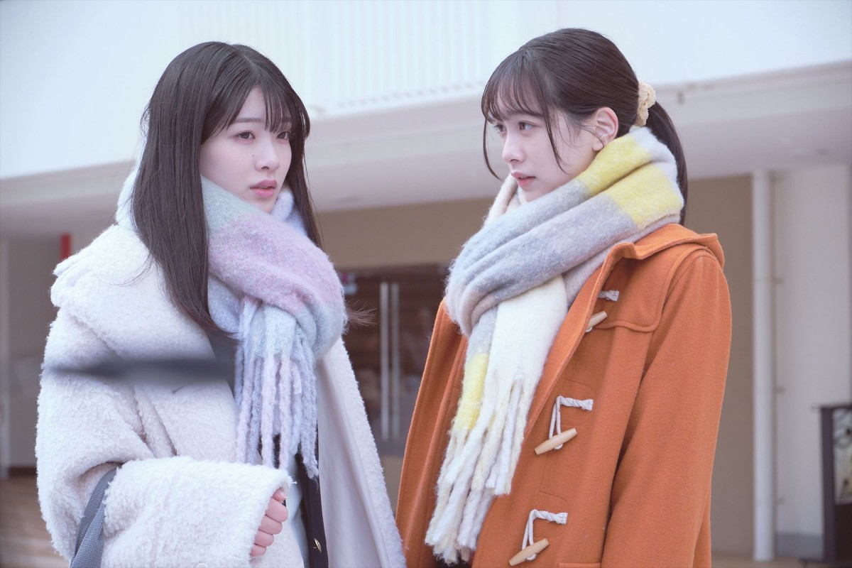 映画『こころのふた』場面カット(左から)NGT48・小越春花、今森茉耶