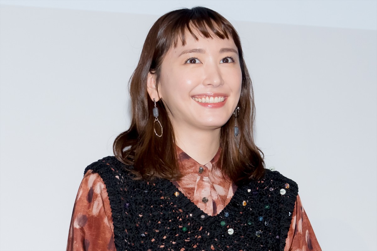 新垣結衣、芝居初共演の夏帆と息ぴったり「存在にすごく助けられながら過ごしていました」
