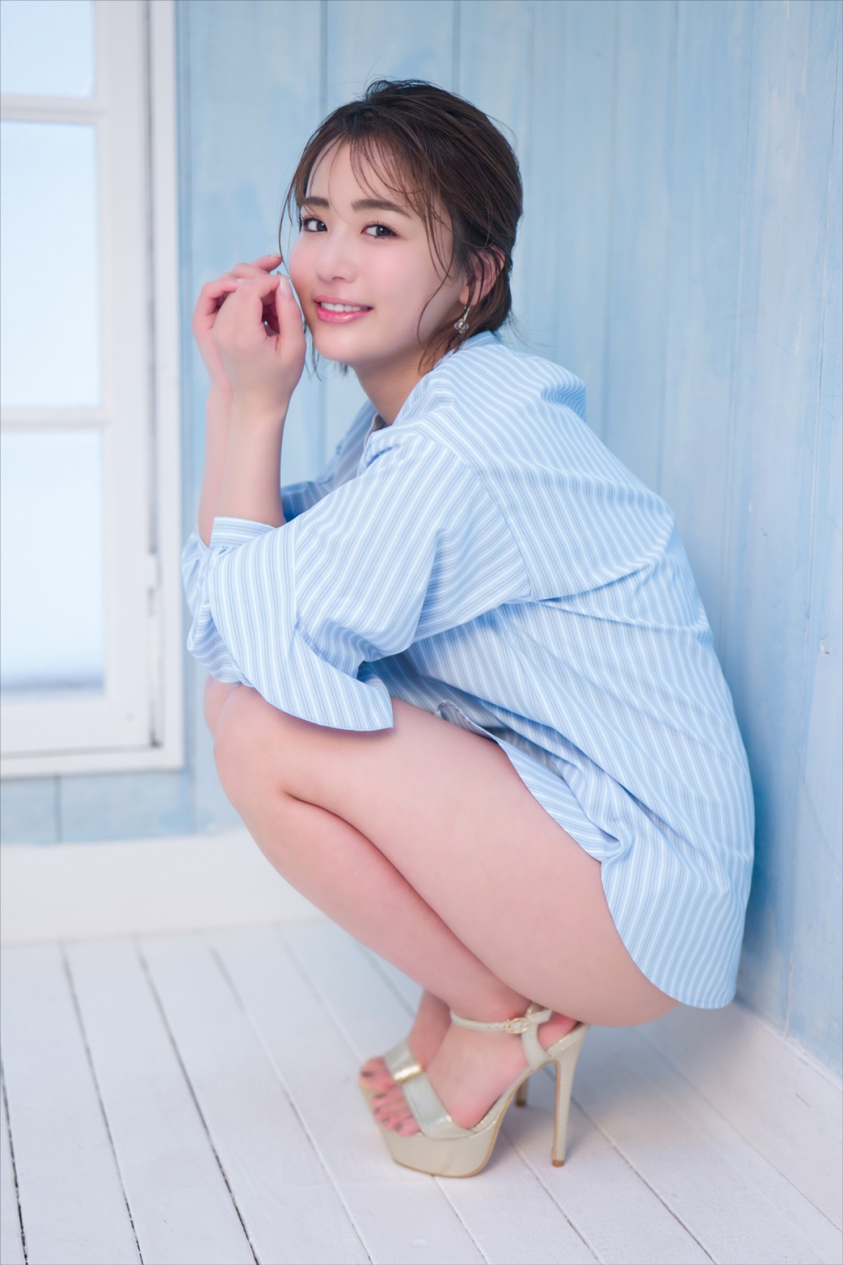 元AKB48美女32歳、“ぽちゃかわ”ボディ堪能できる最新デジタル写真集