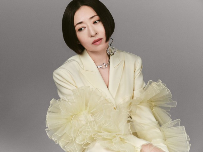 ドラマ『マル秘の密子さん』に出演する松雪泰子