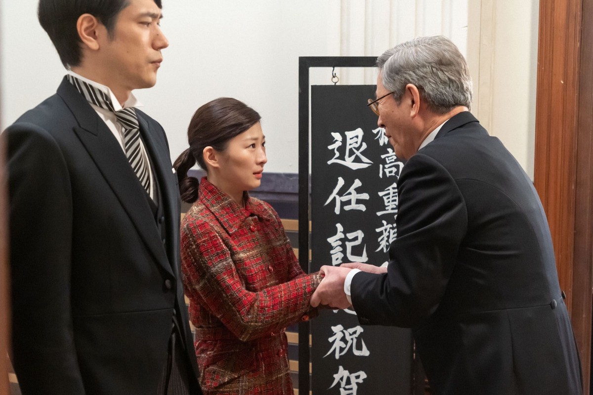 『虎に翼』“寅子”伊藤沙莉、怒りの花束贈呈拒否に賛否「めちゃくちゃ共感」「あの態度はあかん…」