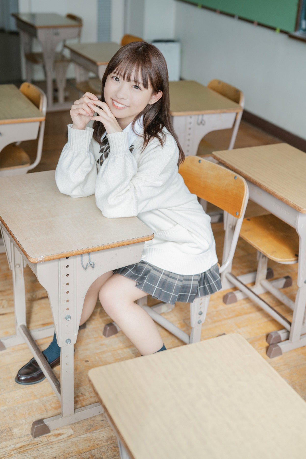 「制コレ24」一ノ瀬こひな、かわいい制服姿アザーカット