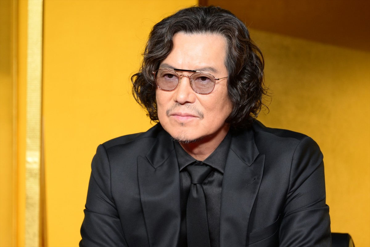 綾野剛、「100億円の使い道は？」の問いに俳優らしい答え