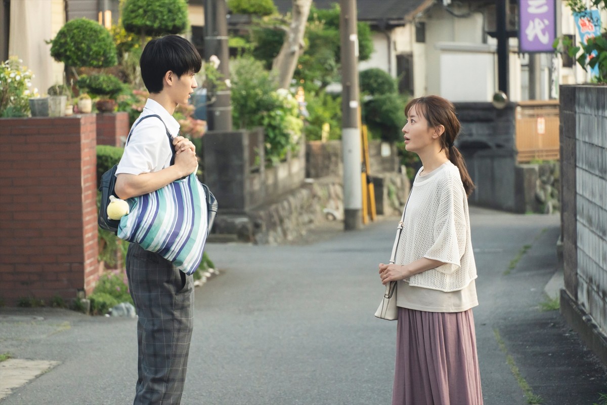 『夫の家庭を壊すまで』“みのり”松本まりか、初対面の“理子”野波麻帆を追い詰める姿に反響「貞子より怖い」