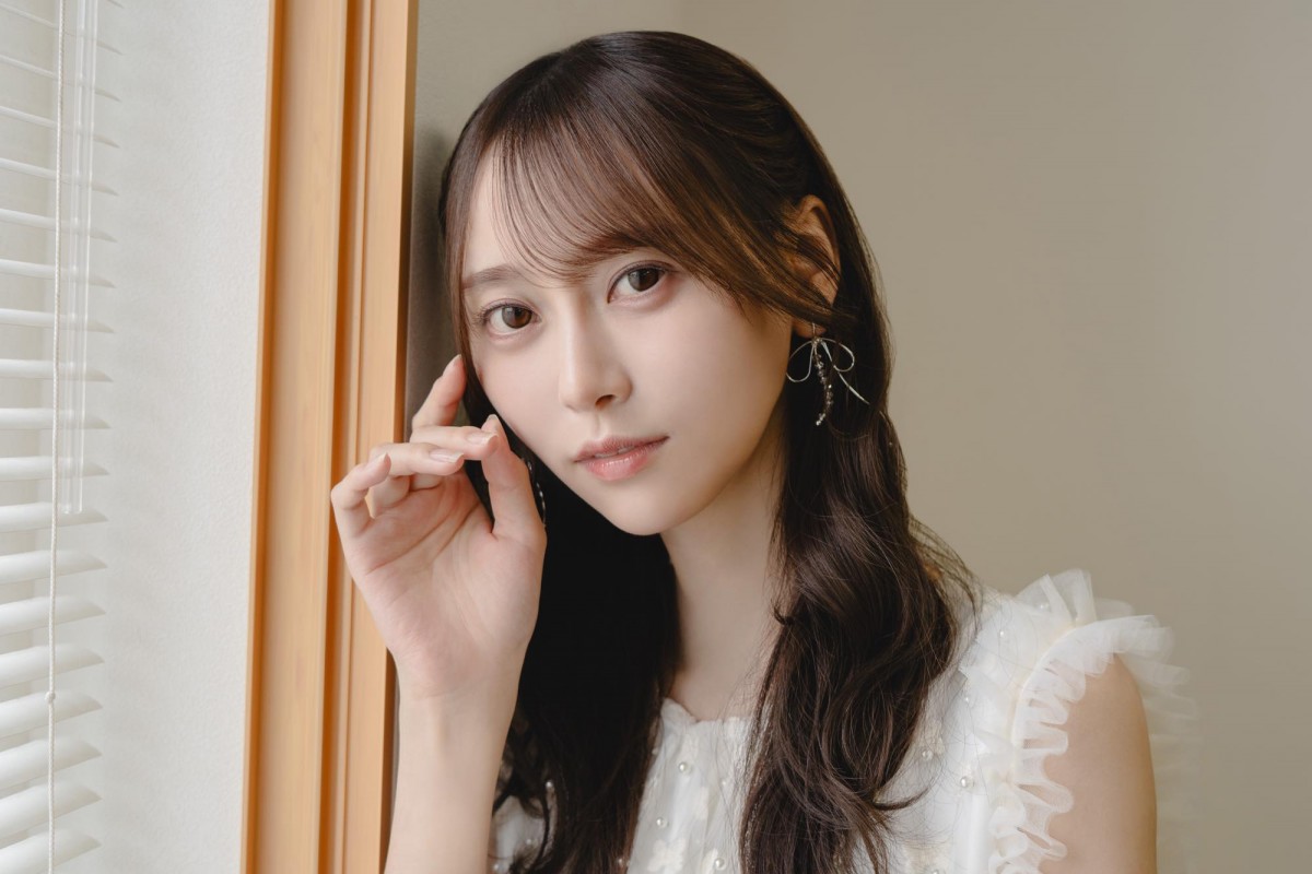 乃木坂46・弓木奈於が明かす、坂道研修生の同期との絆「離れた今では愛が増しました」