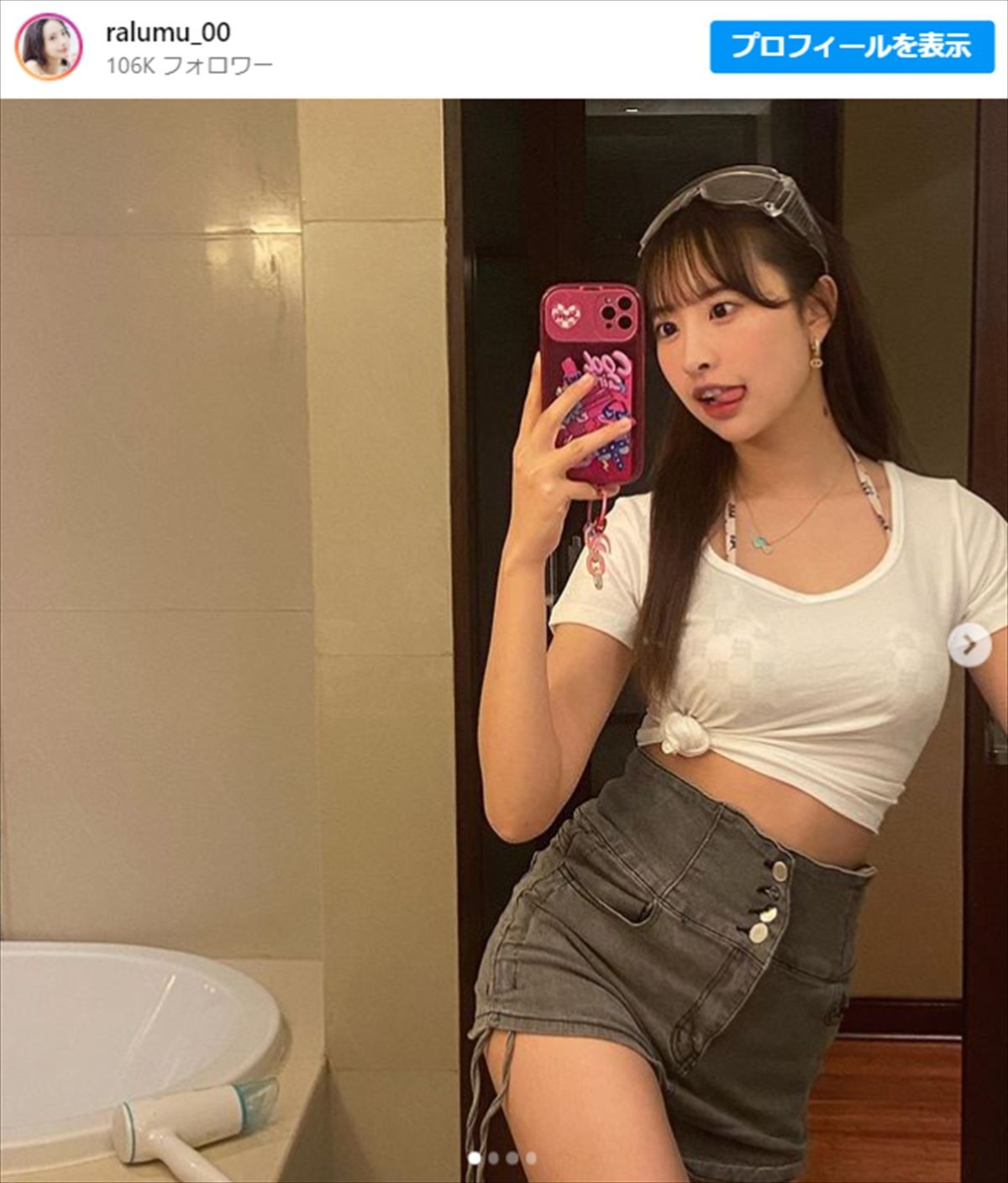 “露出コーデ”が賛否を呼んだ美女モデル21歳、「くびれ際立つ」大胆コーデに騒然「街で見たら気絶する」