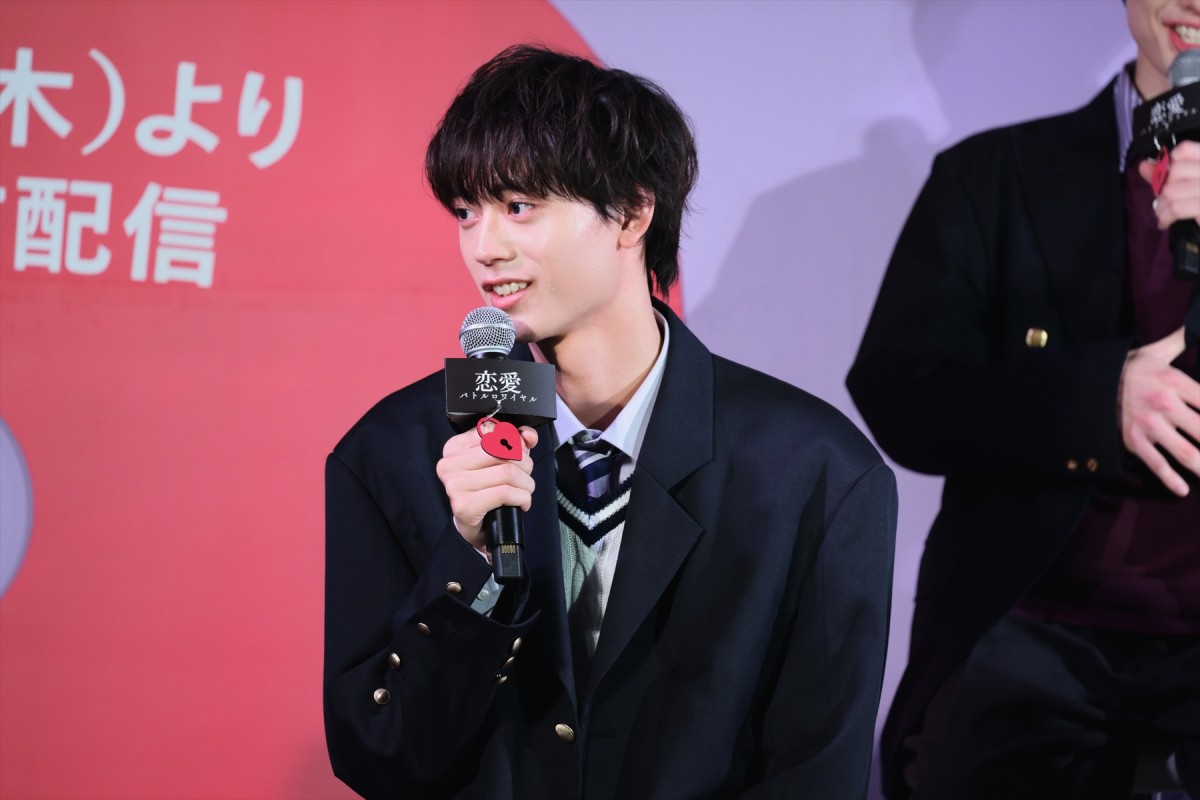 宮世琉弥「すごく興味はあった」　初共演・見上愛への発言で会場沸かせる