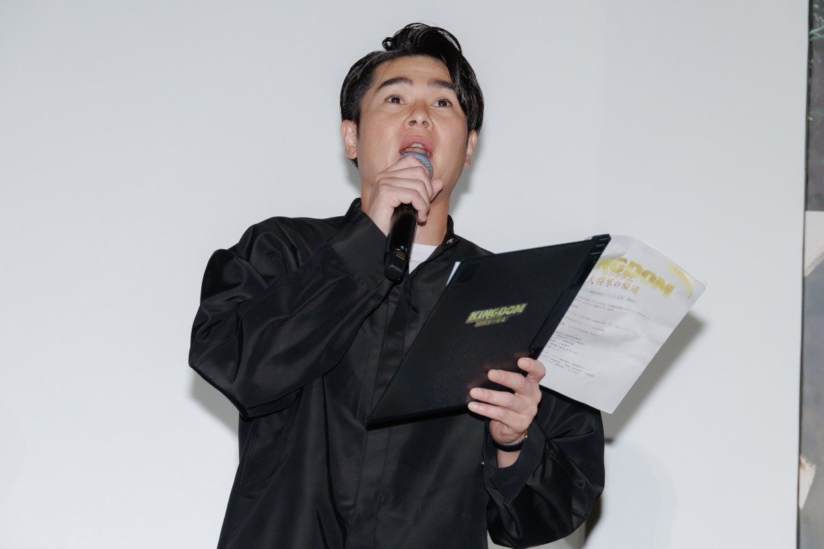 山崎賢人の乗馬技術に吉沢亮がびっくり「役者が乗っているとは思えないスピード」
