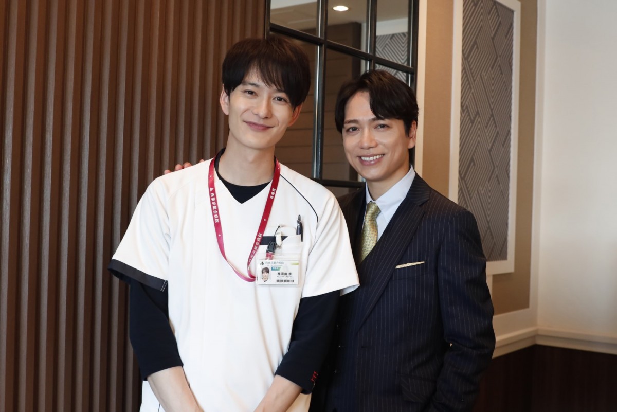 ドラマ『ザ・トラベルナース』に出演する(左から)岡田将生、山崎育三郎
