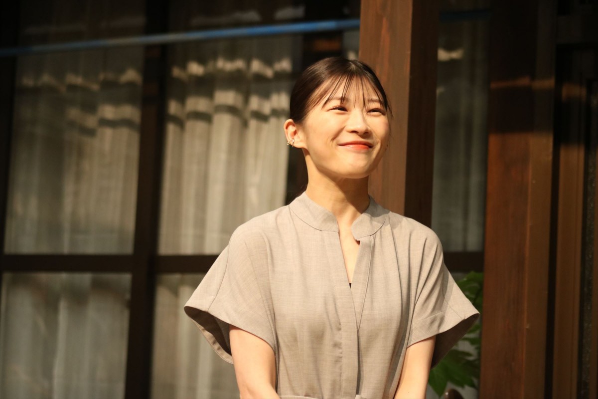 伊藤沙莉＆橋本環奈、本日初対面！　“朝ドラ”バトンタッチセレモニーで、お互いの第一印象を語る
