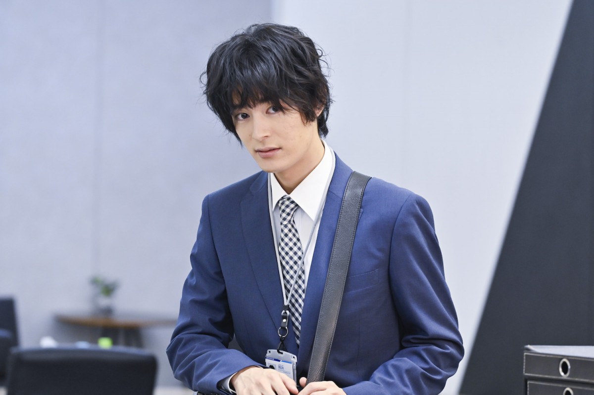 『無能の鷹』初回　無能社員“鷹野”菜々緒、ITコンサル企業に入社できた理由にネット爆笑「ある意味凄っ」