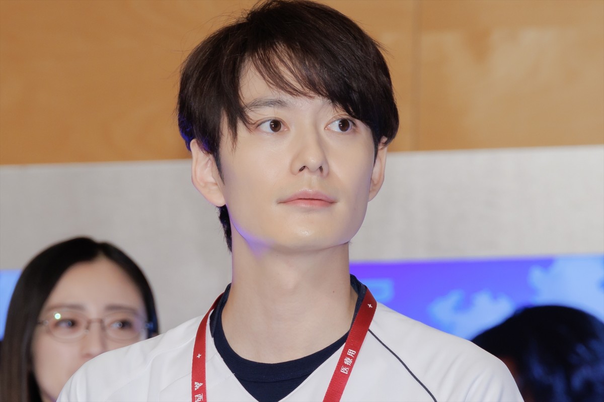 岡田将生＆中井貴一、医療ドラマが病院でも反響「言われるのは採血の時が多い」