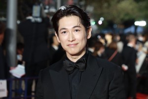 「第37回東京国際映画祭」オープニングレッドカーペットに登場したディーン・フジオカ