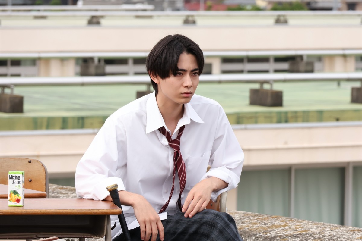 反町隆史×杉野遥亮『オクラ』第2話、“雷”前田旺志郎の同級生のいじめ自殺にタレコミが
