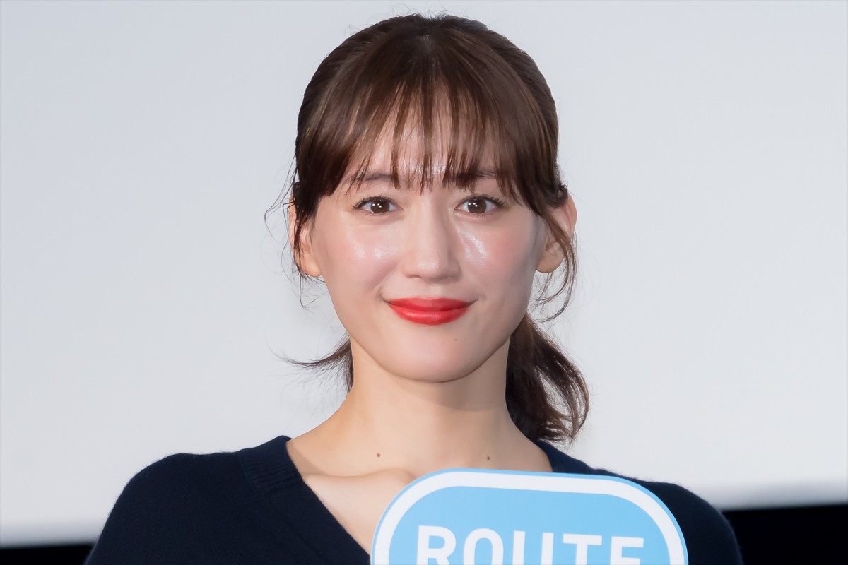 綾瀬はるか、大沢一菜からのサプライズに涙「一生宝物にします」