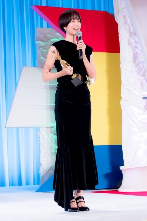 石橋静河、『東京ドラマアウォード2024』授賞式に登場