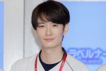 岡田将生、ドラマ『ザ・トラベルナース』制作発表会見に登場