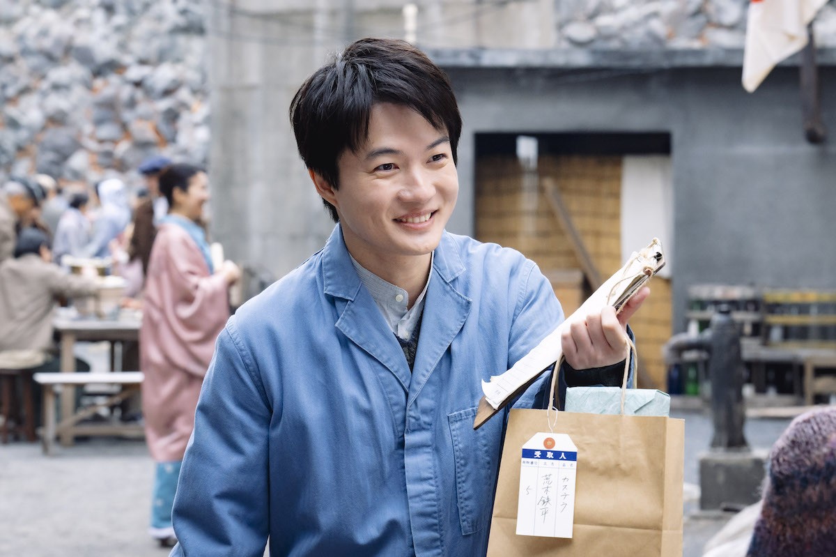 『海に眠るダイヤモンド』第6話　“玲央”神木隆之介、鉄平が残した日記から“種”のようなものを見つける