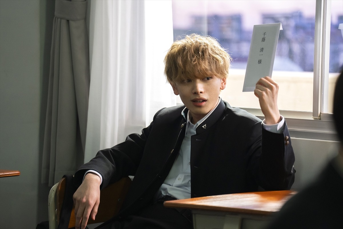 笑顔の裏に隠された、もう一つの顔―吉野北人主演『遺書、公開。』衝撃の場面写真一挙公開