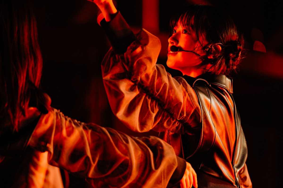 櫻坂46・齋藤冬優花が卒業セレモニー　サプライズで全メンバー登場「BAN」「手を繋いで帰ろうか」を披露