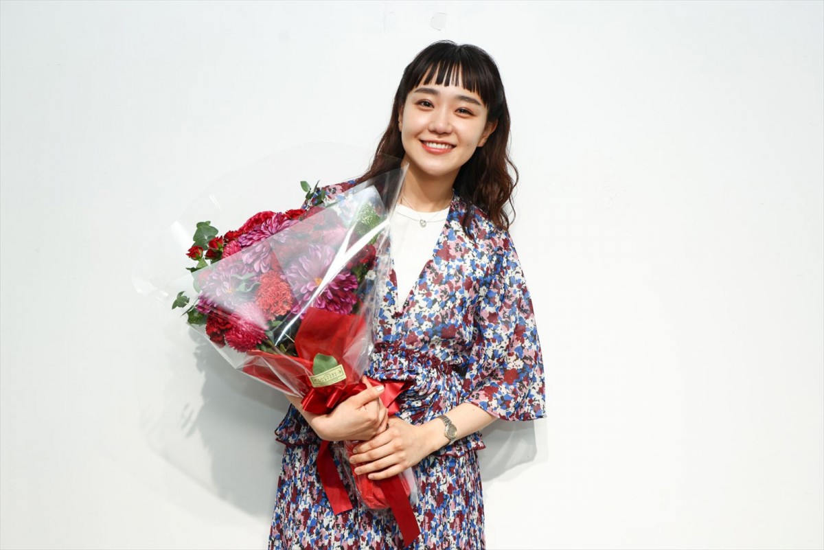 奈緒×玉森裕太『あのクズ』、笑顔と涙のクランクアップ！　コメント到着