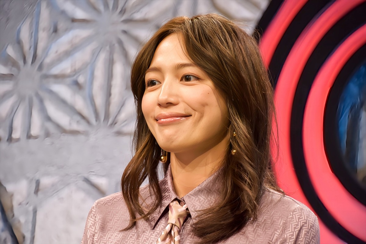 川口春奈、今年も『日本レコード大賞』司会に抜てき　昨年は「もっと笑いなさい」とダメ出しも？