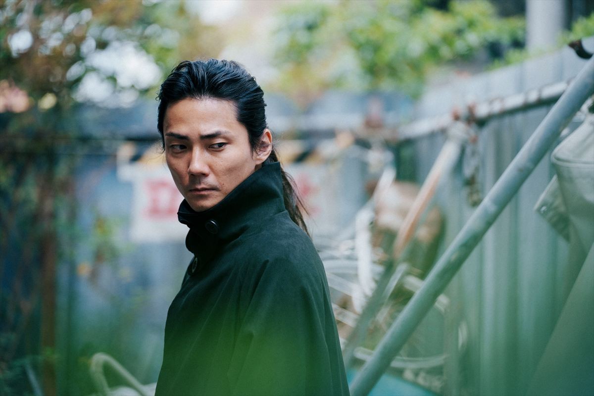 『光る君へ』出演・毎熊克哉がミステリアスな“演技講師”に　『初級演技レッスン』2.22公開決定