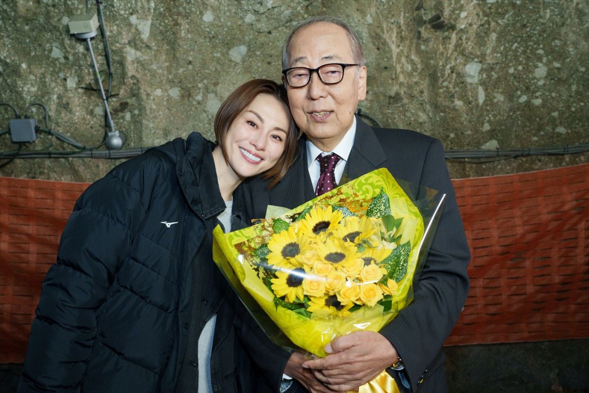 『劇場版ドクターX』ファイナルムービー解禁　米倉涼子、西田敏行さんらのクランクアップ写真も公開！