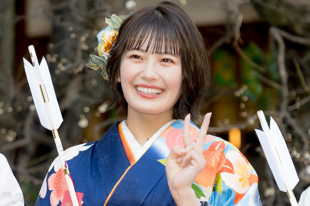 乃木坂46新成人、振り袖姿を披露　岩本蓮加「まだまだ上を目指していけたら」と意気込み