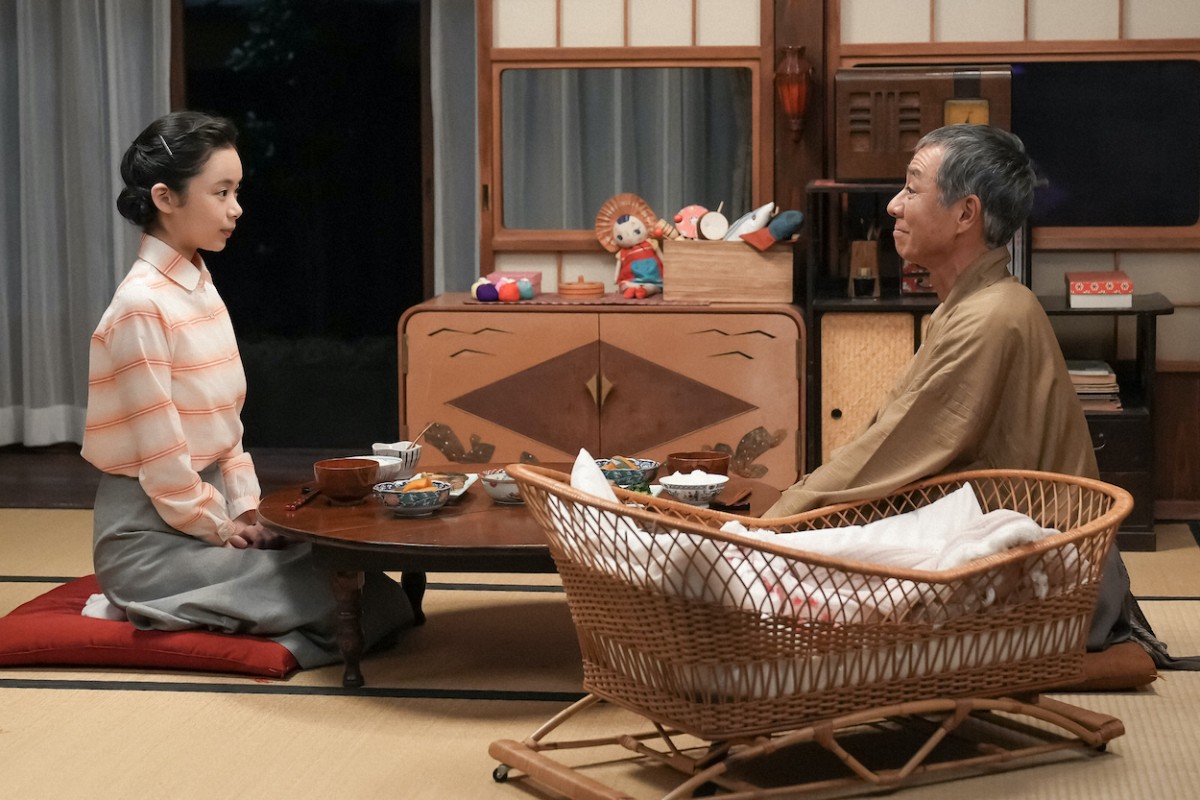 明日の『ブギウギ』“スズ子”趣里の新曲に悩む“羽鳥”草なぎ剛、列車の中であるメロディが湧いてくる