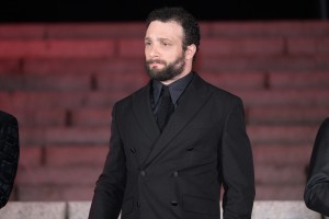 コズモ・ジャーヴィス、ディズニープラスSTARオリジナルシリーズ『SHOGUN 将軍』来日大ヒット祈願イベントに登場