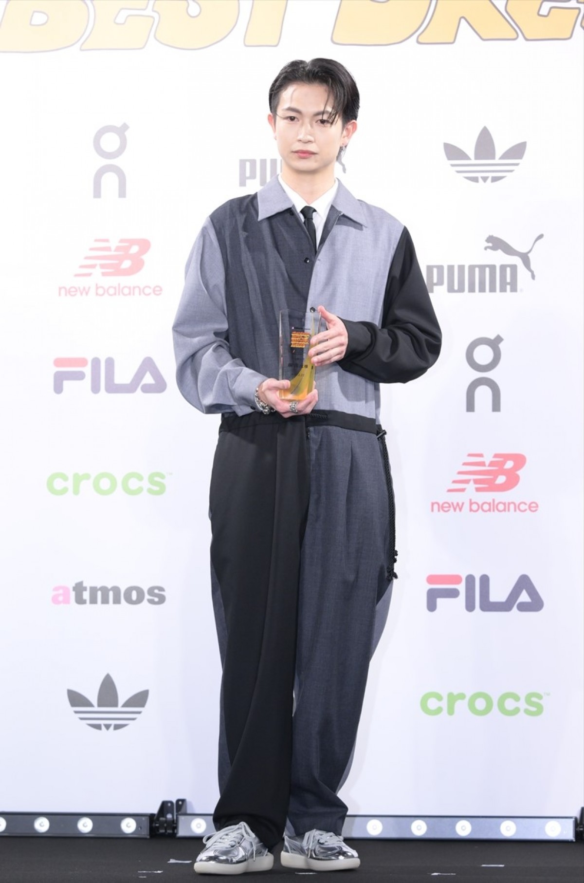 藤田ニコル、なえなのらが『SNEAKER BEST DRESSER AWARD2024』受賞に喜び