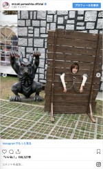 『忘れられない人』撮影時のオフショット　今よりあどけない表情　※「山下美月」インスタグラム