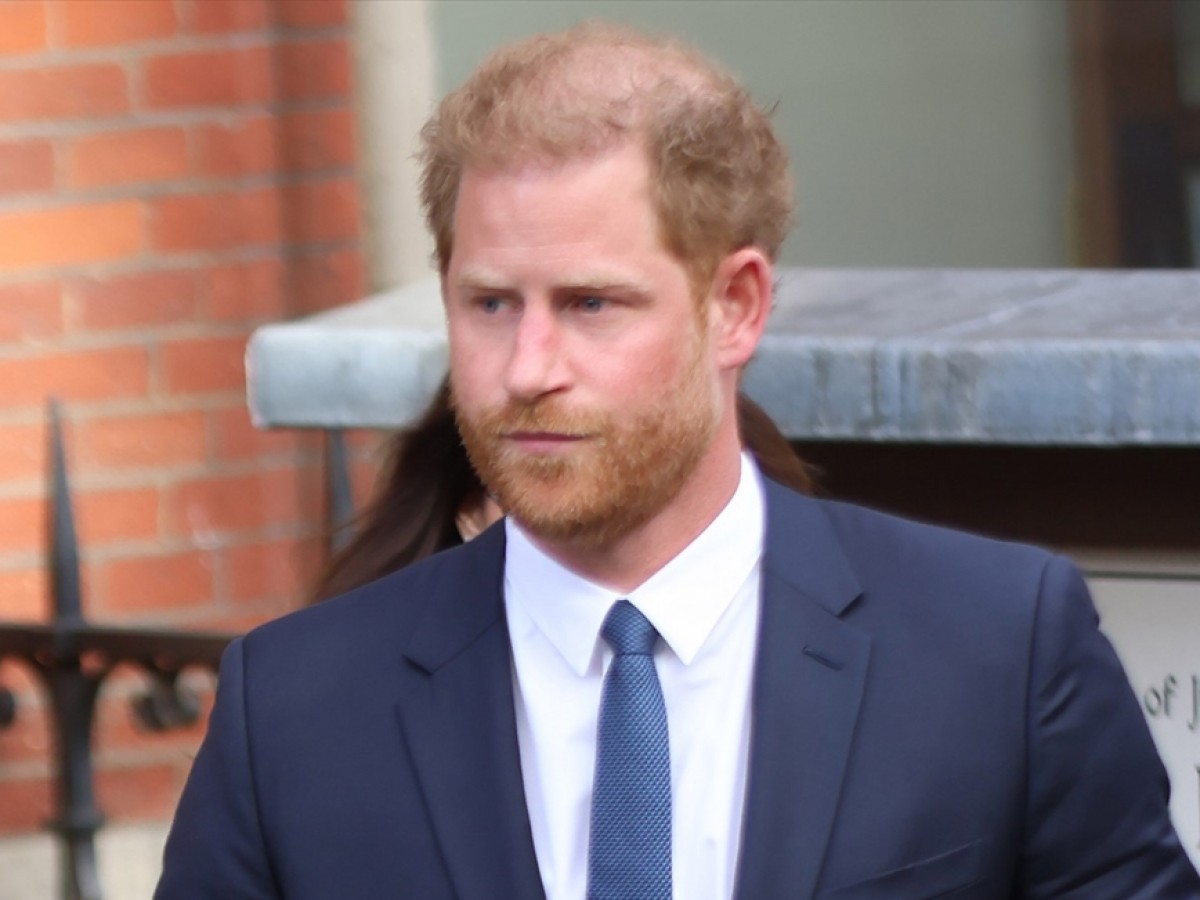 ヘンリー王子、24時間でイギリスを発つ ガン公表のチャールズ国王を見舞い