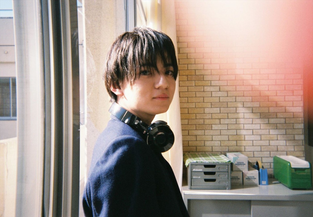 『恋わずらいのエリー』エモすぎる瞬間切り取った“フィルムカメラオフショ”一挙公開！　入場者プレゼントも決定