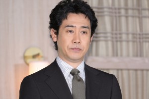 大泉洋、映画『ディア・ファミリー』家族決起会見に登場