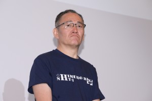 辻裕之監督、映画『氷室蓮司』完成披露舞台挨拶に登場