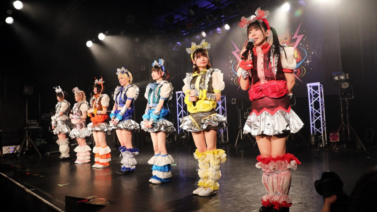 天沢璃人パーカー