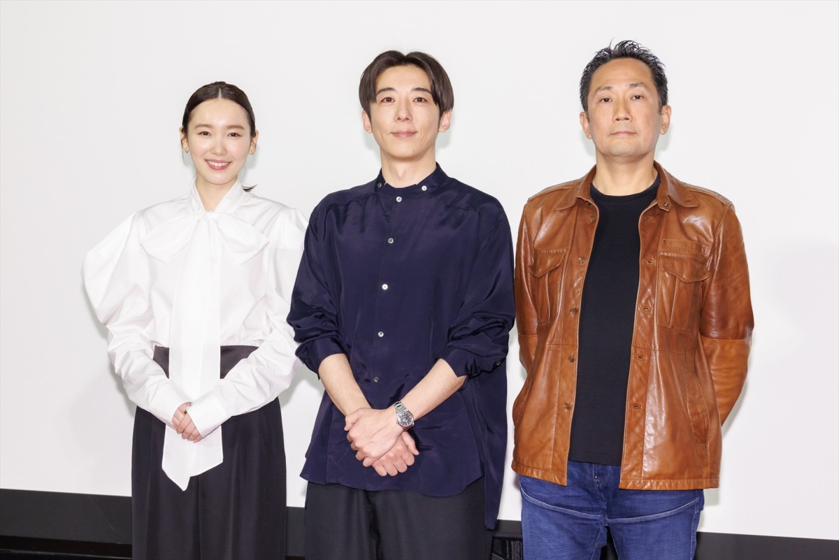 飯豊まりえ、高橋一生の身体能力に驚き「見ているだけで息が止まってしまう」