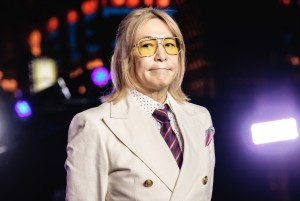 小室哲哉、Netflix映画『シティーハンター』ワールドプレミアイベントに登場