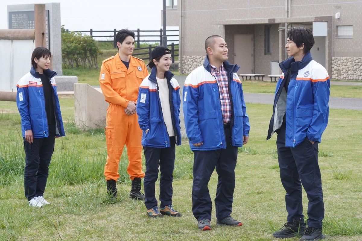 『ブルーモーメント』“晴原”山下智久、突然の新メンバーとの対面に困惑　実力派俳優の登場に反響「敵なの?!味方なの?!」