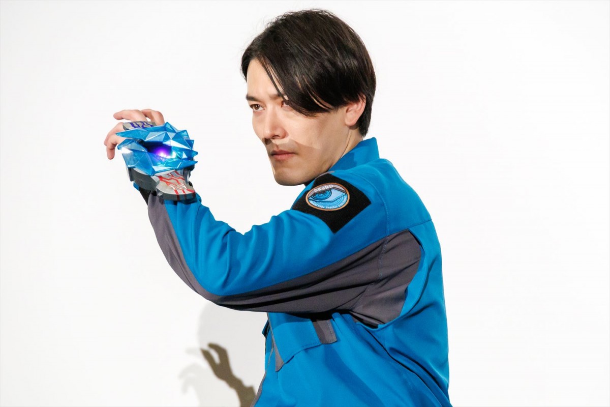 『ウルトラマンブレーザー』グランドフィナーレ “ブレーザー”蕨野友也＆“アーク”戸塚有輝＆“デッカー”松本大輝の変身に会場沸く