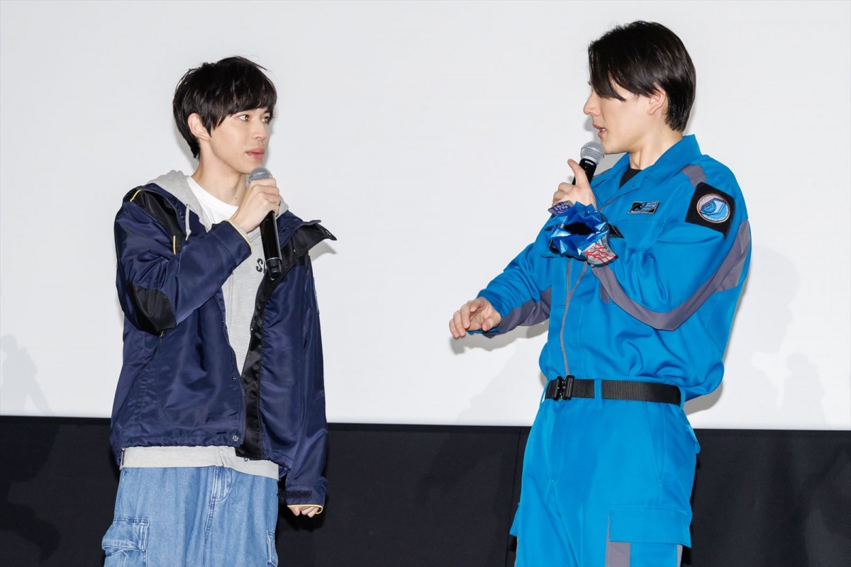 『ウルトラマンブレーザー』グランドフィナーレ “ブレーザー”蕨野友也＆“アーク”戸塚有輝＆“デッカー”松本大輝の変身に会場沸く