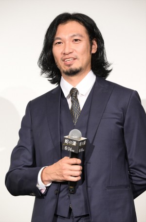 青木崇高、映画『蛇の道』完成披露試写会舞台挨拶に登場