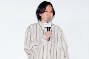 瀬田なつき監督、映画『違国日記』完成披露上映会に登場
