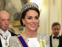 キャサリン妃の肖像画が似ていないと酷評される「雅子さまかと思った」