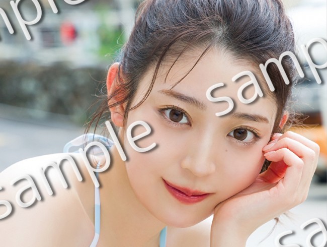 乃木坂46・阪口珠美1st写真集『青いバラ』封入特典ポストカード第3弾ビジュアル